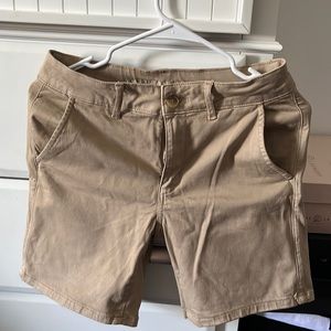 American eagle khaki shorts